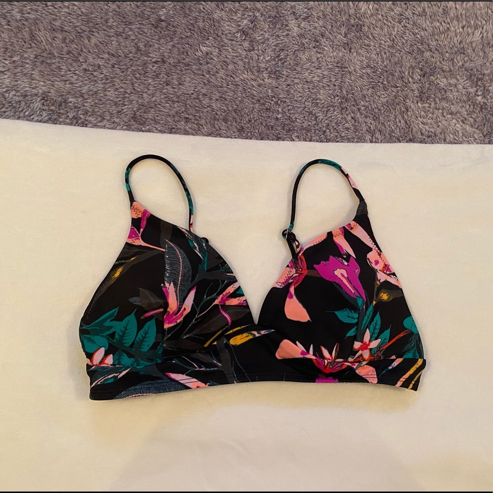 Bikini top